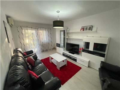 De inchiriat apartament cu 3 camere decomandate si balcon in zona centrala a orasului Sibiu