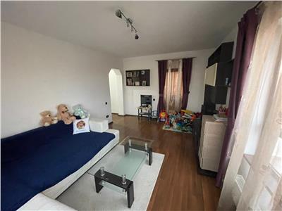De vanzare apartament cu 2 camere decomandate balcon si loc parcare in zona Brana din Selimbar