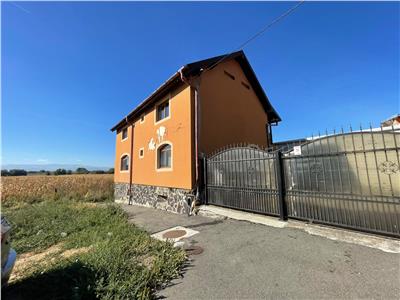 De vanzare casa individuala cu 5 camere si teren de 250 mp in zona Gusterita din Sibiu