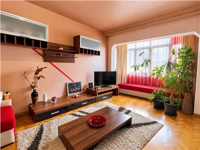 De vanzare apartament cu 2 camere decomandate la etaj intermediar zona Vasile Aaron din Sibiu