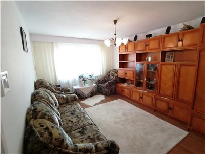 Apartament de vanzare cu 4 camere si 2 bai e in Sibiu zona Turnisor