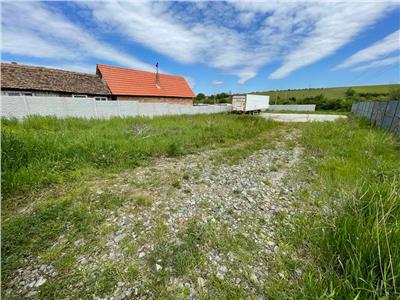 Teren intravilan de vanzare in Rusciori suprafata 900 mp deschidere la strada principala
